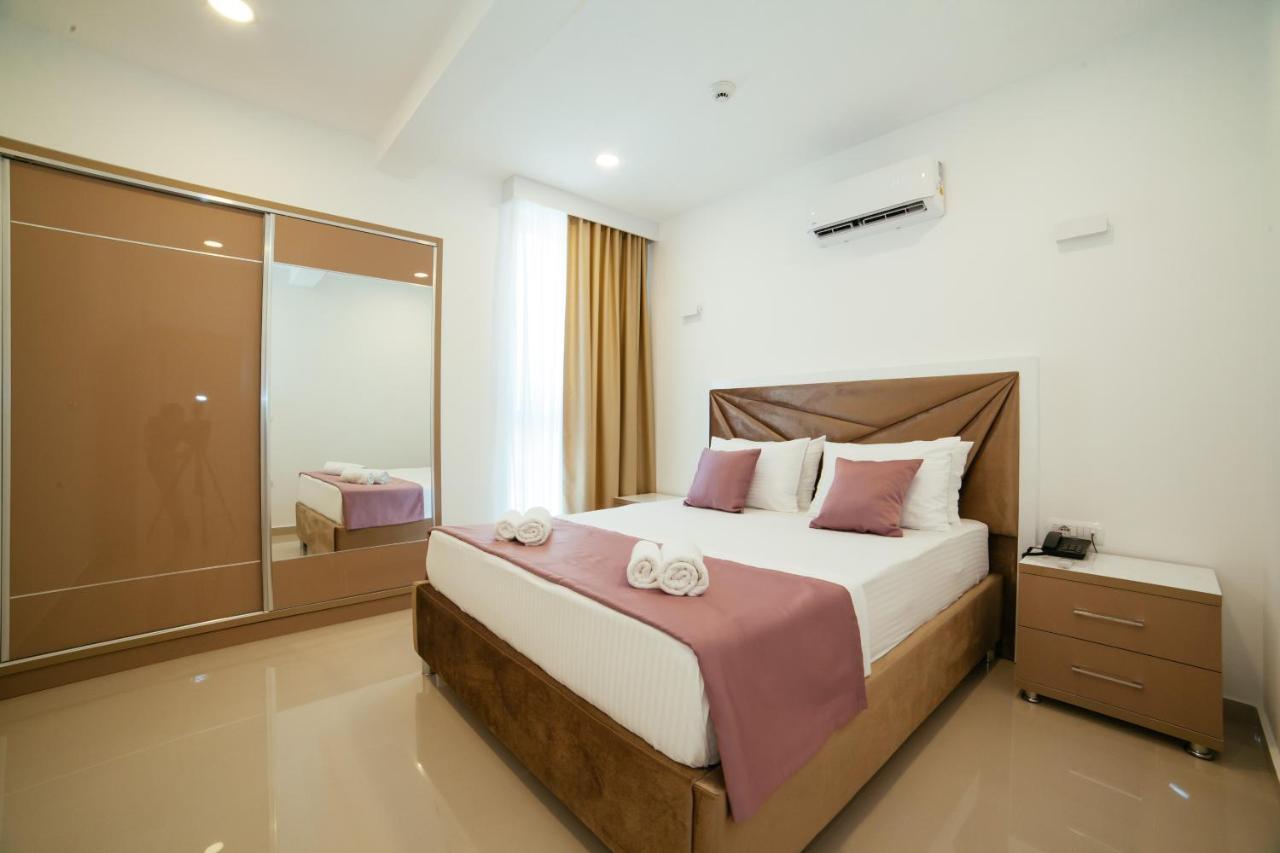 Hotel Ambiente Ulcinj Exteriör bild