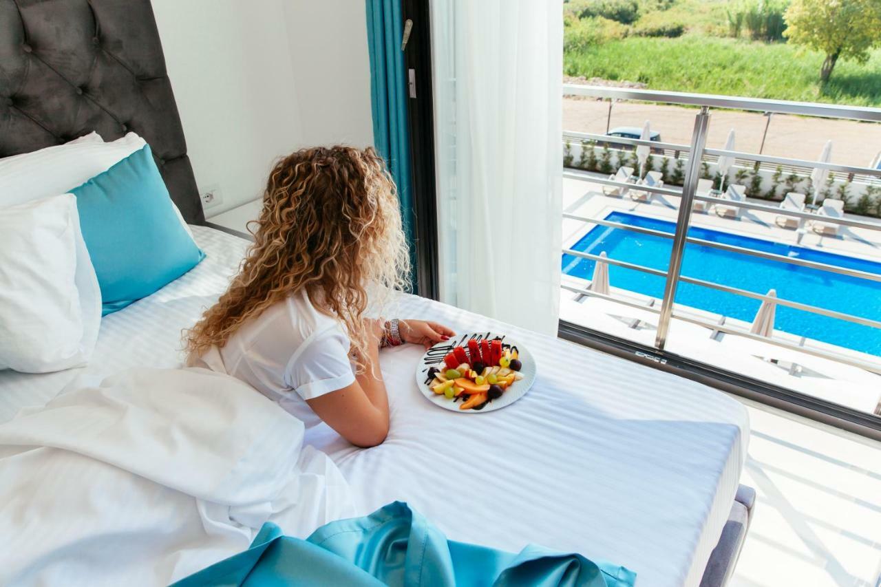 Hotel Ambiente Ulcinj Exteriör bild