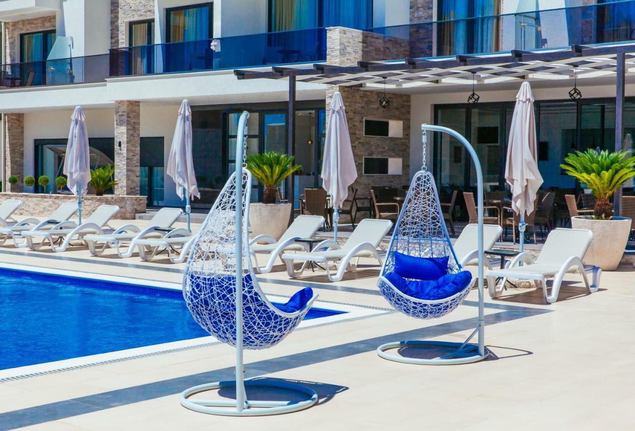Hotel Ambiente Ulcinj Exteriör bild